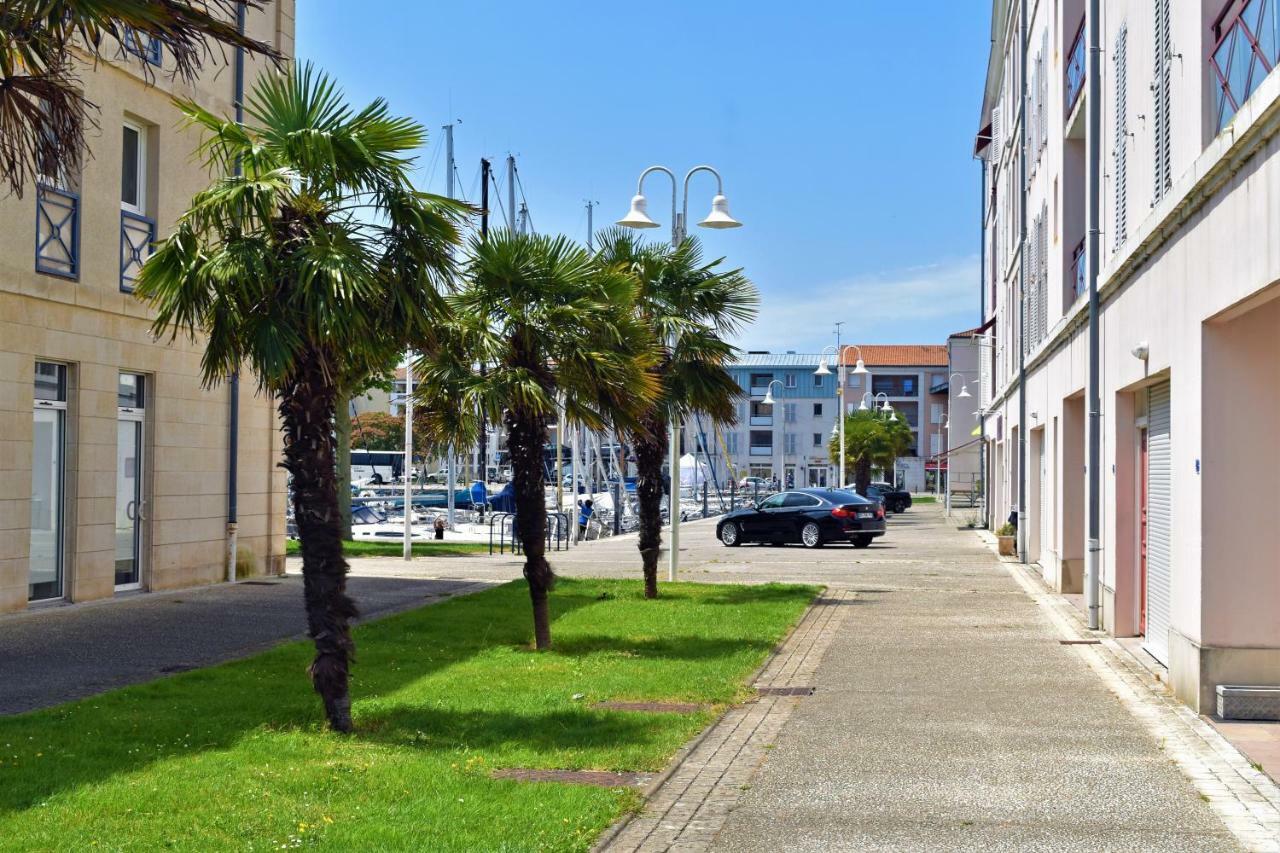 Port De Plaisance Apartment Rochefort  Exterior photo