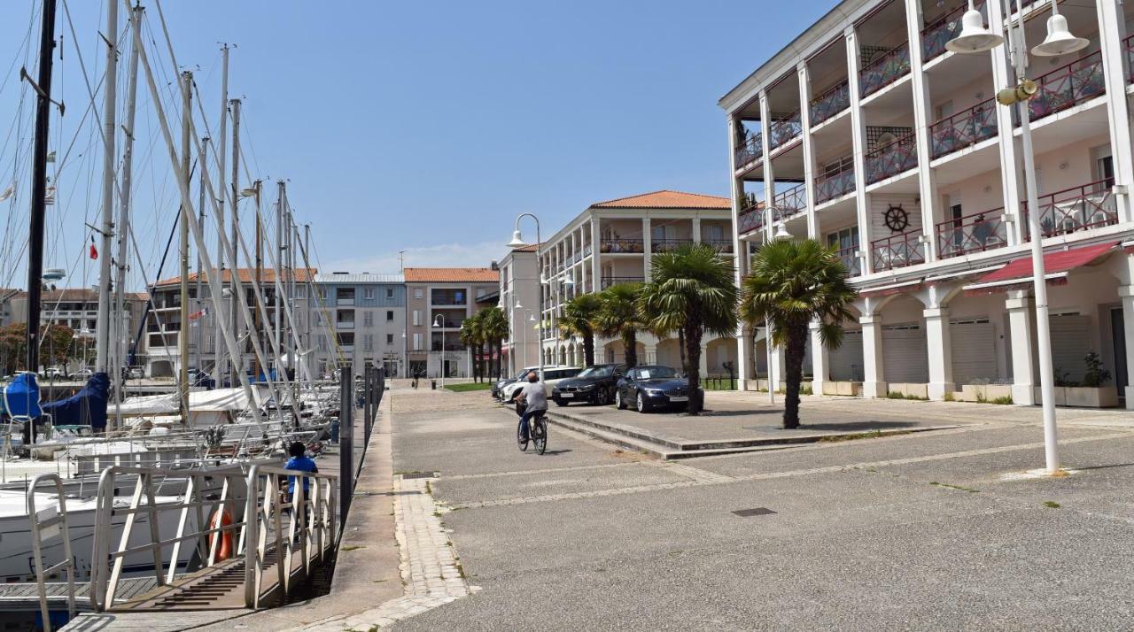 Port De Plaisance Apartment Rochefort  Exterior photo
